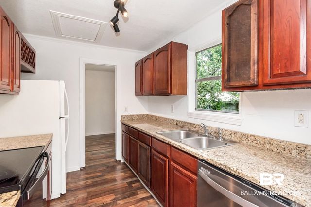2905 Mcfarland Road F, Mobile, AL 36695