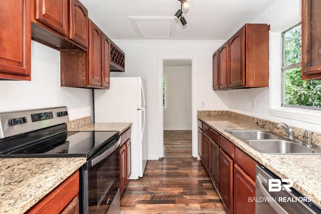 2905 Mcfarland Road F, Mobile, AL 36695
