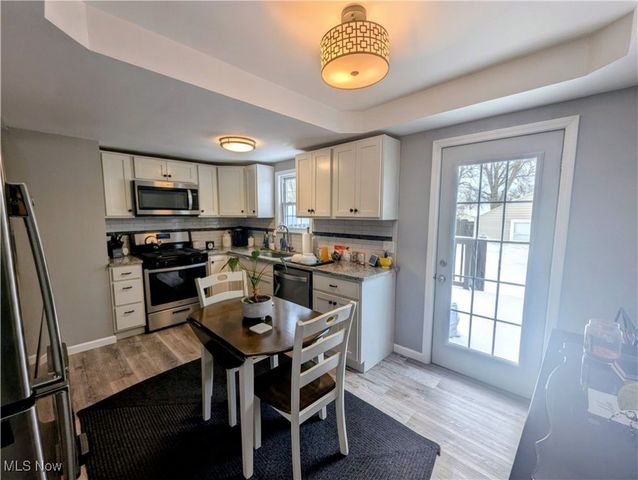 226 E 286th Street, Willowick, OH 44095