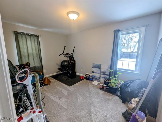 226 E 286th Street, Willowick, OH 44095