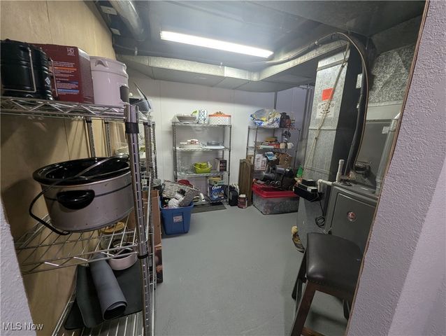 226 E 286th Street, Willowick, OH 44095