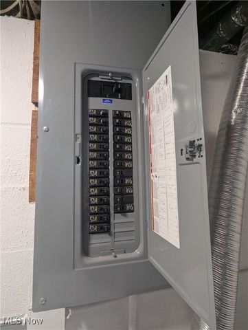 226 E 286th Street, Willowick, OH 44095