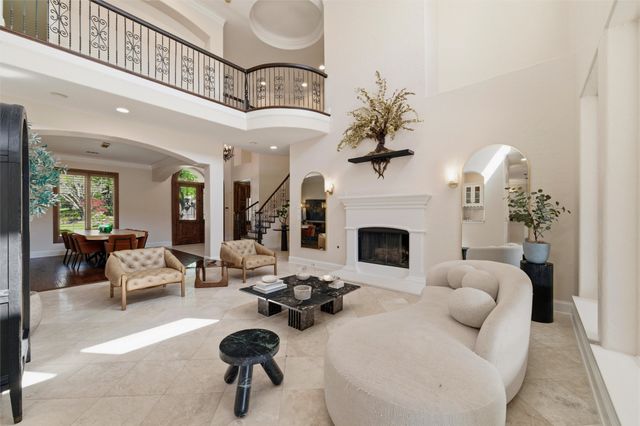 5825 Dove Creek Lane, Plano, TX 75093