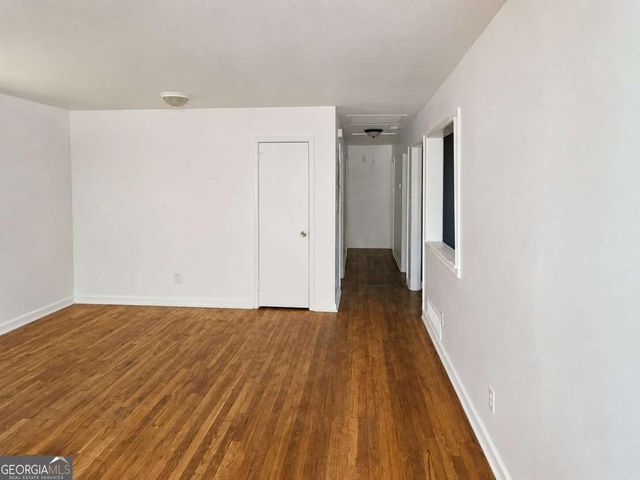1962 Pine Oak Drive SW, Atlanta, GA 30310