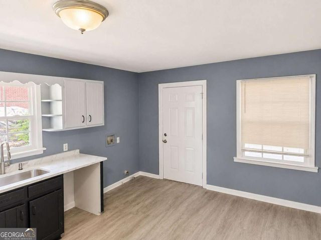 1962 Pine Oak Drive SW, Atlanta, GA 30310