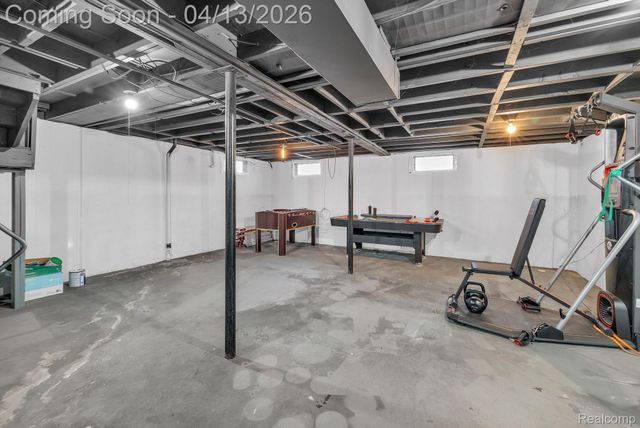 35815 Cypress Street, Romulus, MI 48174