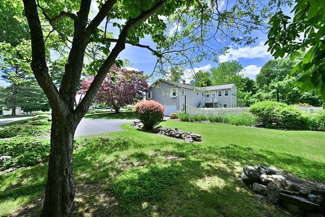 19 Sawmill Road, Dudley, MA 01571