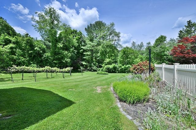 19 Sawmill Road, Dudley, MA 01571