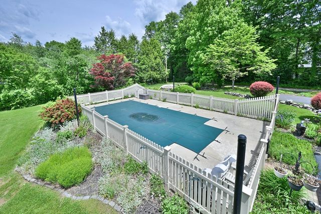 19 Sawmill Road, Dudley, MA 01571