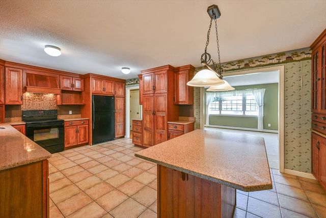 19 Sawmill Road, Dudley, MA 01571