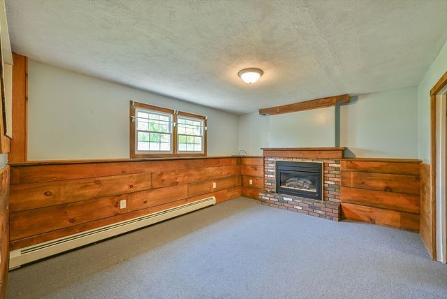 19 Sawmill Road, Dudley, MA 01571