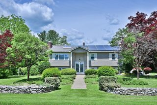 19 Sawmill Road, Dudley, MA 01571