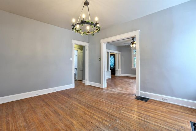 1125 Seton Avenue, Cincinnati, OH 45205