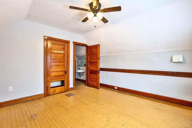 1125 Seton Avenue, Cincinnati, OH 45205