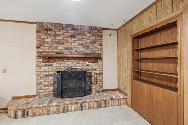 2810 Glenwood Lane, Denton, TX 76209