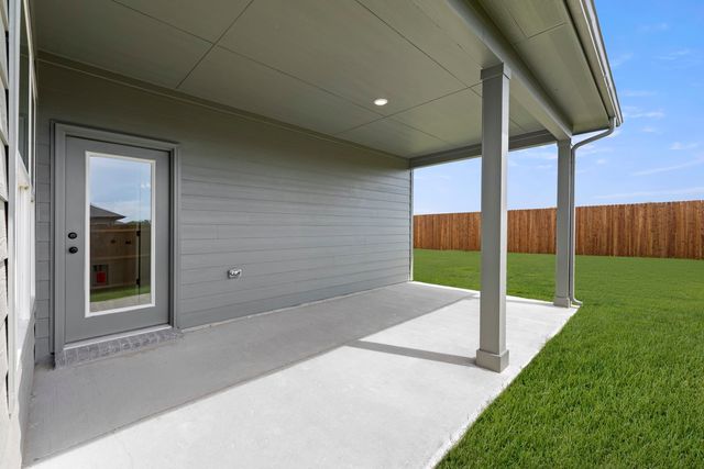 1217 Anderson Drive, Trenton, TX 75490