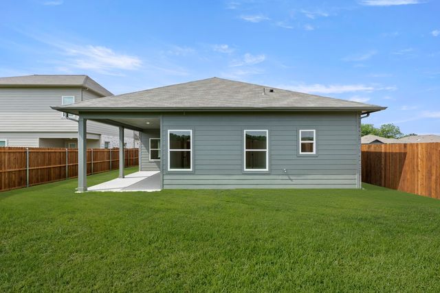1217 Anderson Drive, Trenton, TX 75490