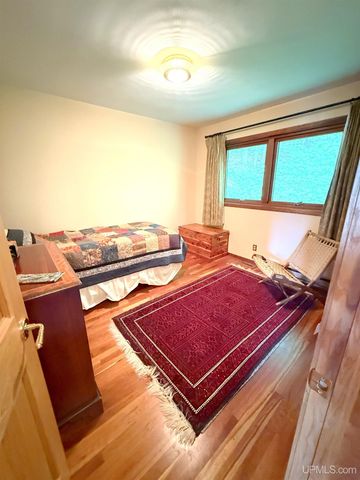 46333 Us 41 Highway, Houghton, MI 49931