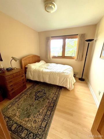 46333 Us 41 Highway, Houghton, MI 49931