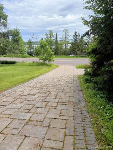 46333 Us 41 Highway, Houghton, MI 49931