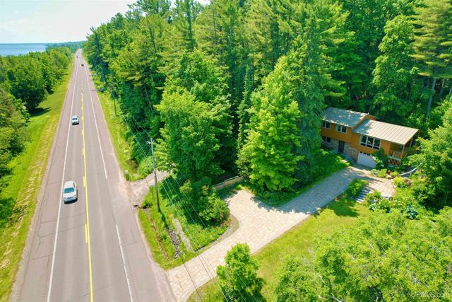 46333 Us 41 Highway, Houghton, MI 49931