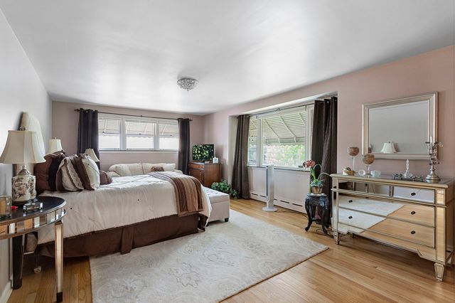 1619 N SAYRE Avenue, Chicago, IL 60707