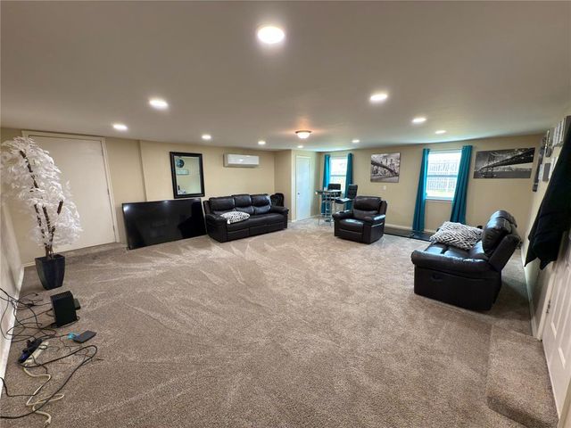 617 SW 104th Place, Oklahoma City, OK 73139