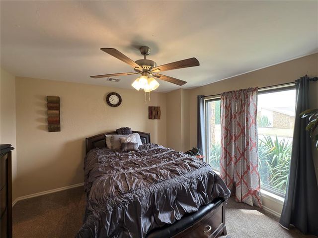 617 SW 104th Place, Oklahoma City, OK 73139