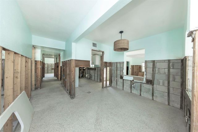 875 BRUCE AVENUE, Clearwater, FL 33767