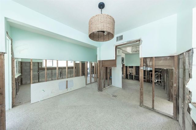 875 BRUCE AVENUE, Clearwater, FL 33767