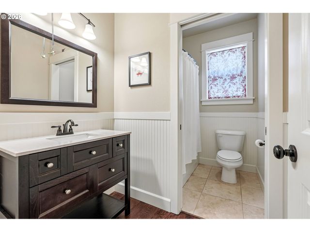 1116 TAYLOR St, Oregon City, OR 97045