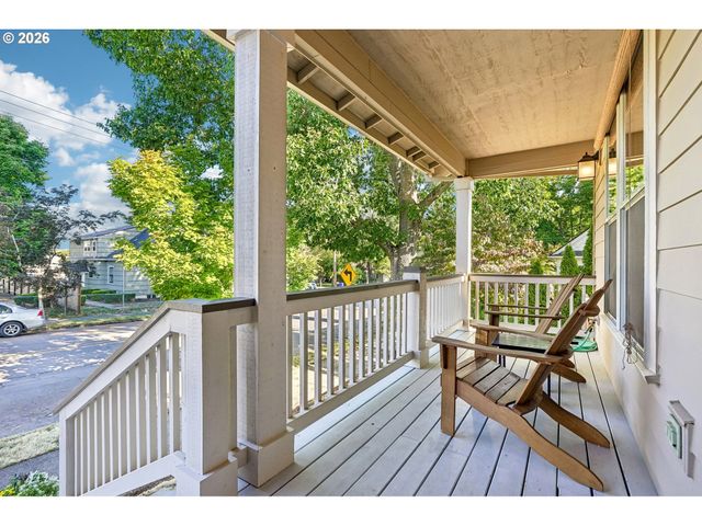 1116 TAYLOR St, Oregon City, OR 97045