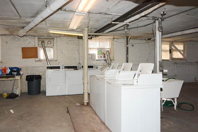 1408 W ROSEMONT Avenue 1, Chicago, IL 60660