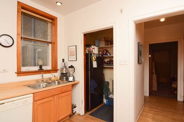 1408 W ROSEMONT Avenue 1, Chicago, IL 60660