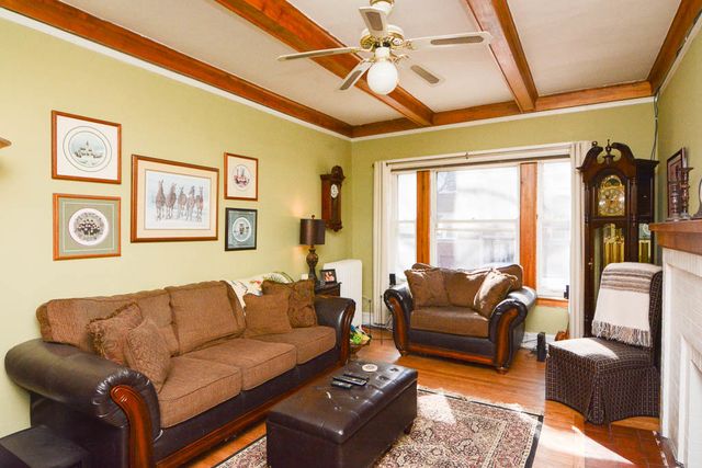 1408 W ROSEMONT Avenue 1, Chicago, IL 60660