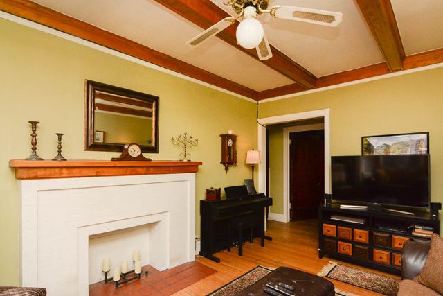 1408 W ROSEMONT Avenue 1, Chicago, IL 60660