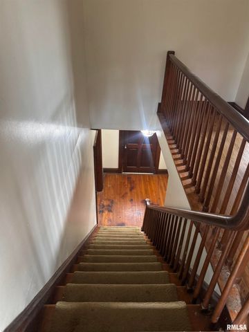 103 S 22ND Street, Murphysboro, IL 62966