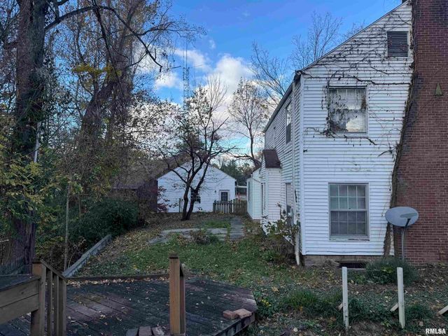 103 S 22ND Street, Murphysboro, IL 62966