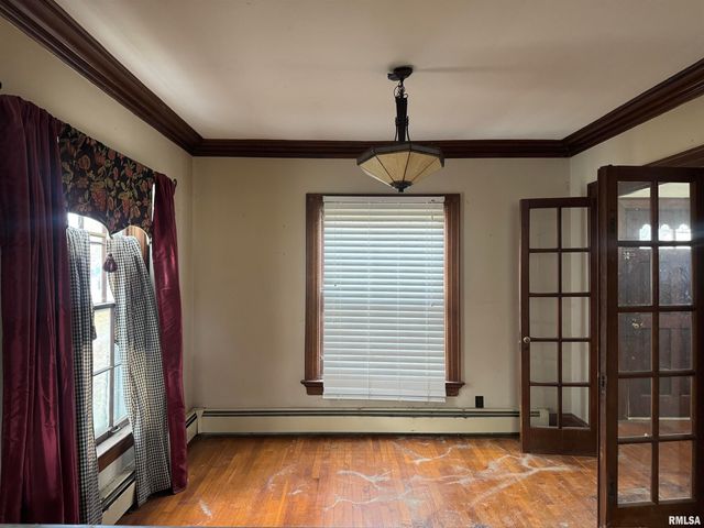 103 S 22ND Street, Murphysboro, IL 62966