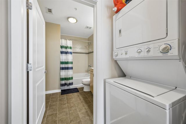 5925 Almeda Road 11011, Houston, TX 77004
