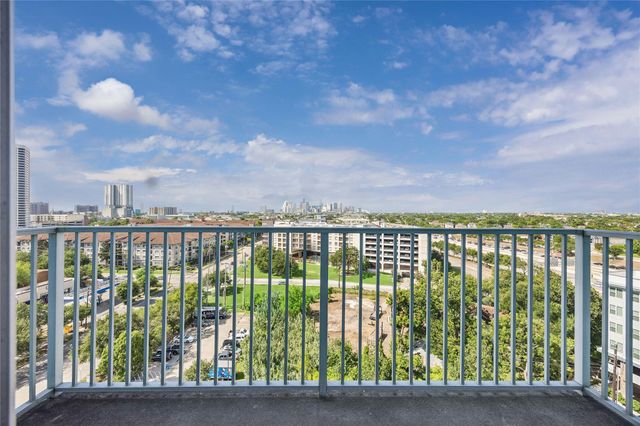 5925 Almeda Road 11011, Houston, TX 77004