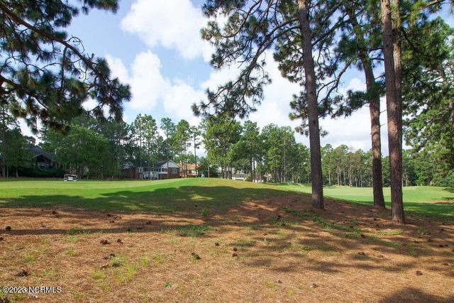 132 Hunter Trail, Southern Pines, NC 28387