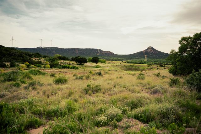 718 W CR 301, Merkel, TX 75455