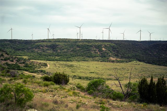 718 W CR 301, Merkel, TX 75455