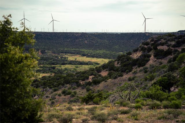718 W CR 301, Merkel, TX 75455