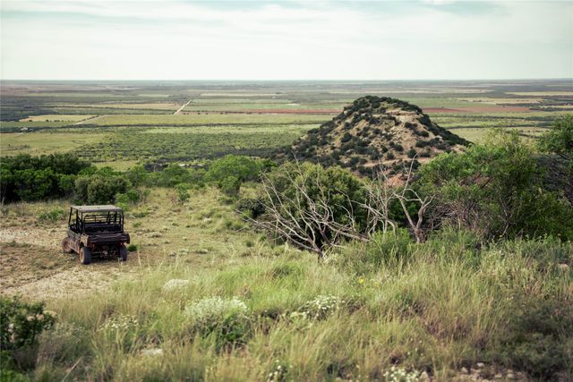 718 W CR 301, Merkel, TX 75455