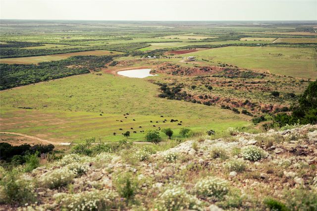 718 W CR 301, Merkel, TX 75455