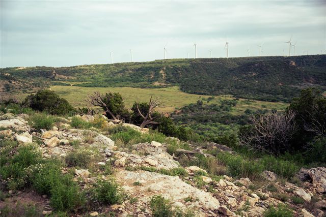 718 W CR 301, Merkel, TX 75455