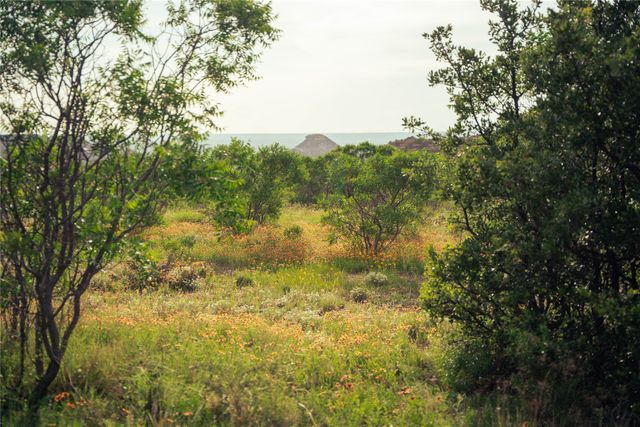 718 W CR 301, Merkel, TX 75455