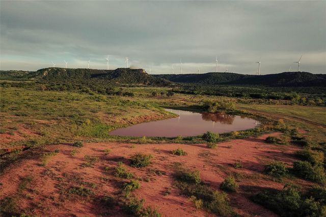 718 W CR 301, Merkel, TX 75455